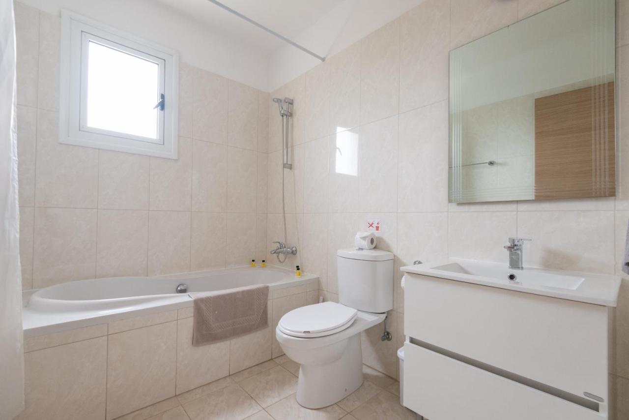 Narcissos 'Nissi Beach' Apartment A8 Ayia Napa Eksteriør billede